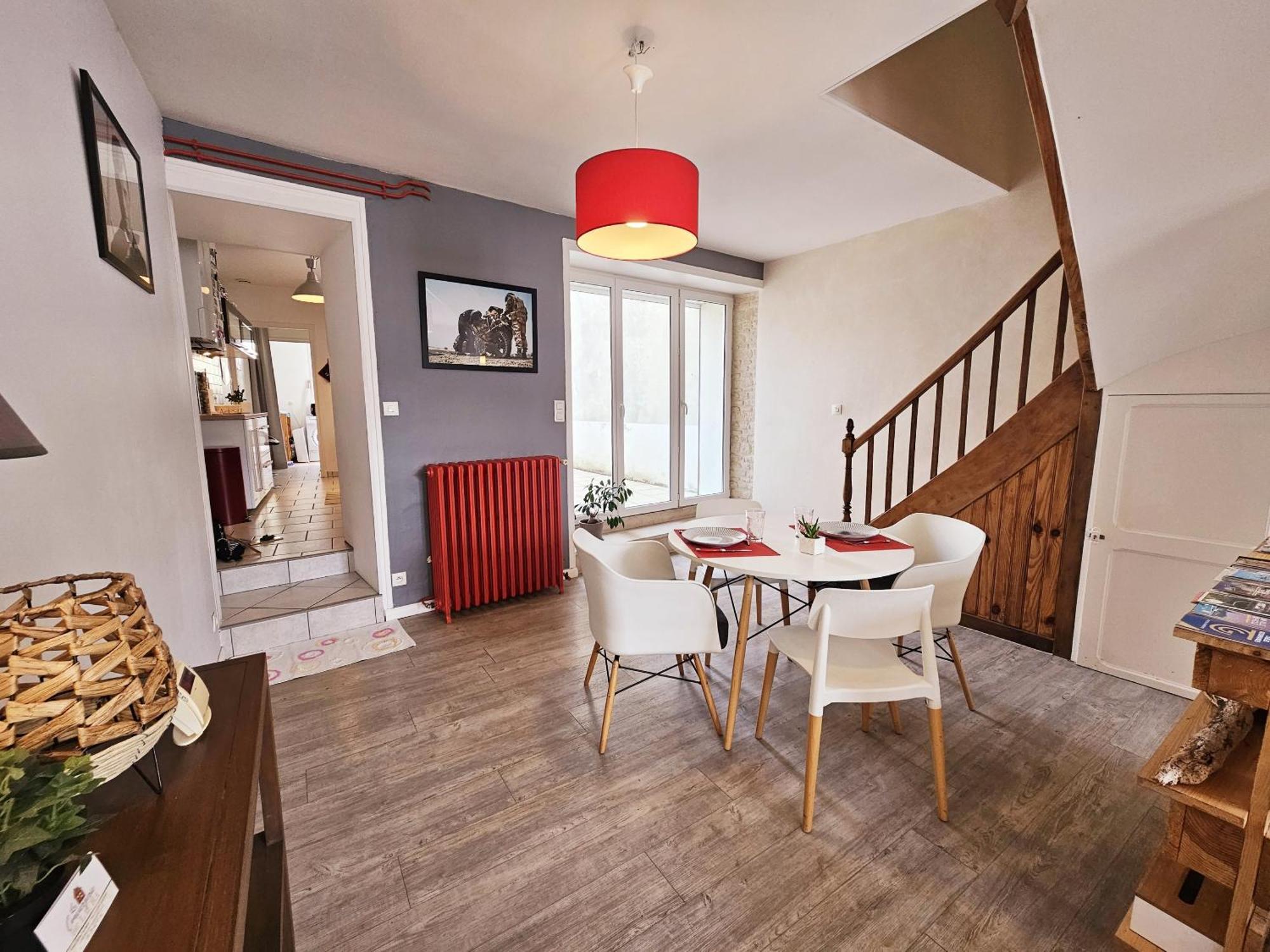 Maison de ville confortable avec cour interieure Angoulême Extérieur photo