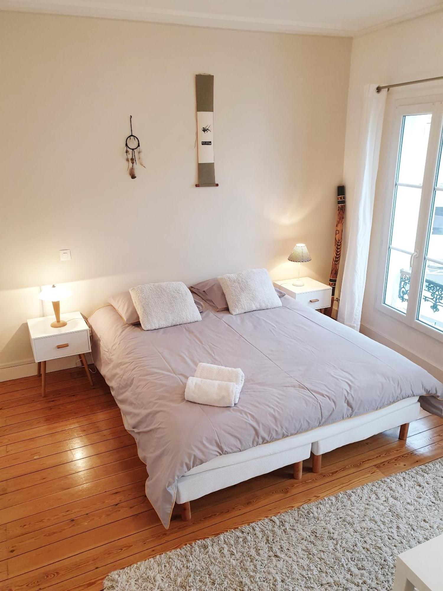 Maison de ville confortable avec cour interieure Angoulême Chambre photo